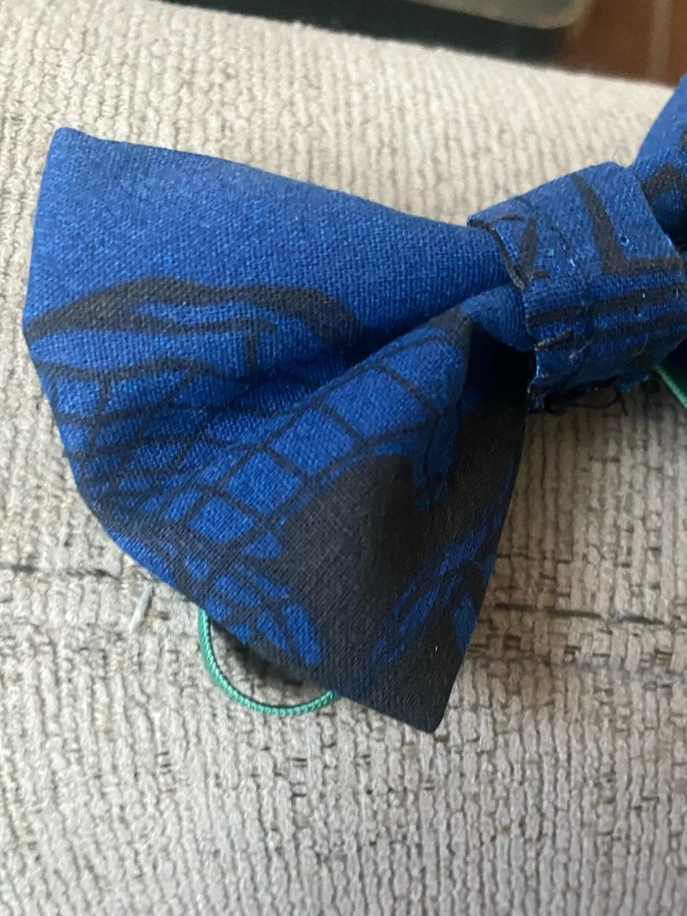 Spider-Man Blue Fabric Bow tie with Green Elastic - Unbranded